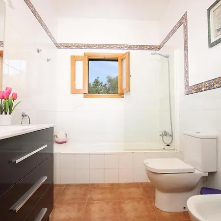 ヴィラ Beautiful For 8 People Close To Pollensa By Renthousing *